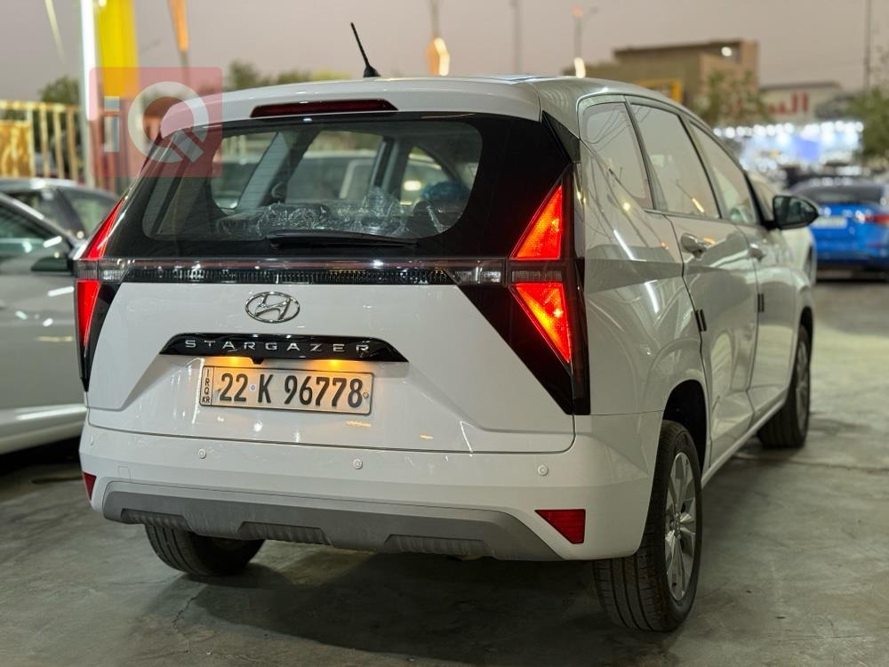 Hyundai Stargazer